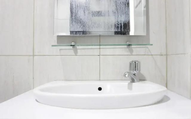 Modern Chic Studio Apartment at Tamansari La Grande near BIP