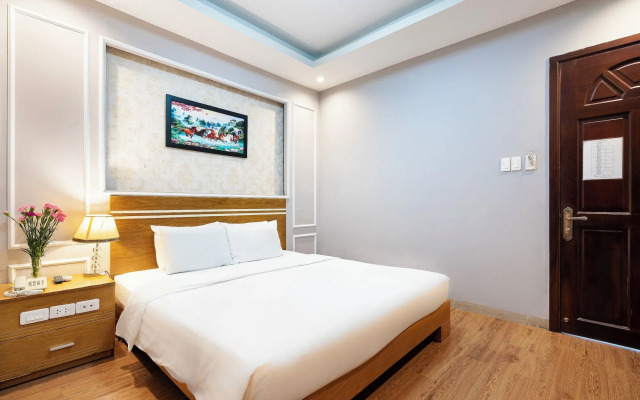Lucky Star Hotel 266 De Tham