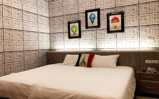Propitious Castle B&B