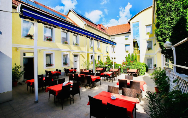 Hotel Korona Eger