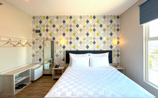 Hotel 88 Kedungsari by WH