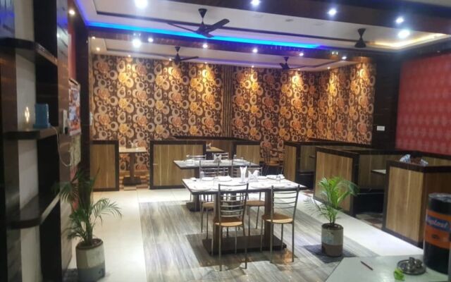 Hotel Raj Palace