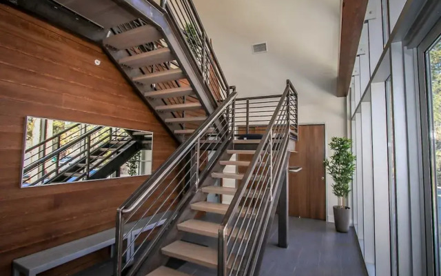 Glass Peak 1597 by RedAwning