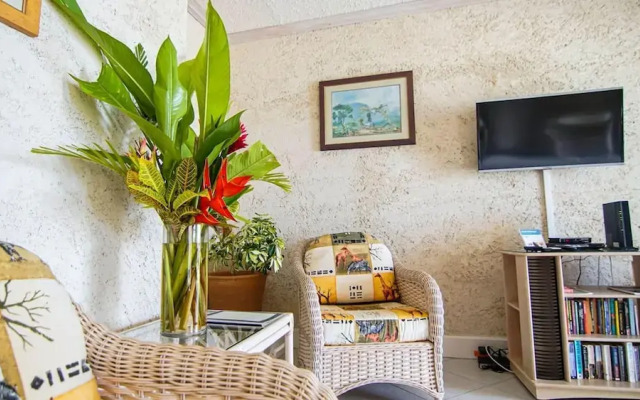 Sea Bliss Barbados -3 B R Villa w Staff