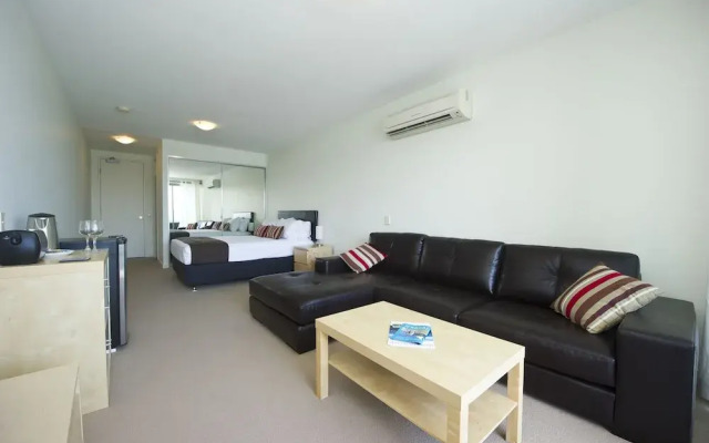 Blue on Blue Apartment 812