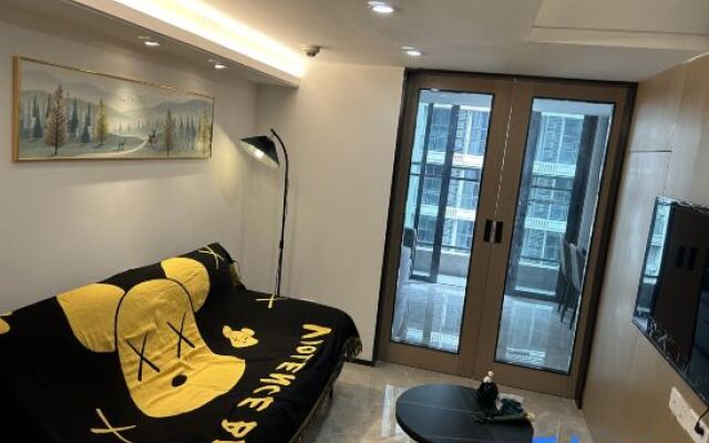Xinrui Apartment (Port Century Village Branch)