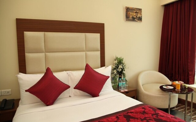 OYO Hotel: Capital O New Haven Hotel Near Lotus Temple