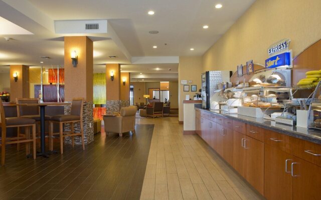 Holiday Inn Express Prattville South