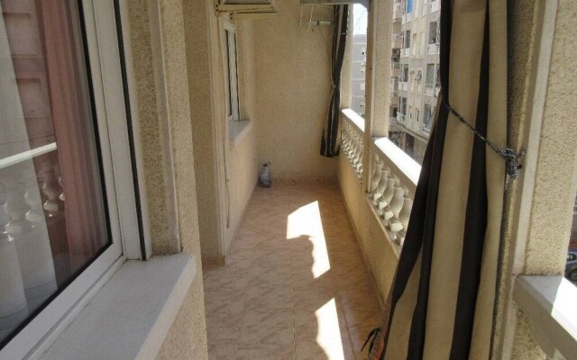 Nice Apartment Downtown - 15 minutes from the sea