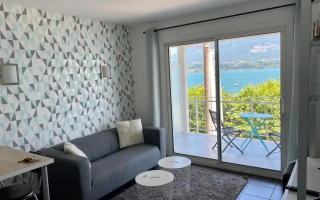 Vue Imprenable Sur Le Lac Du Bourget