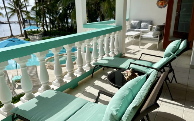 Coral Bay Villas