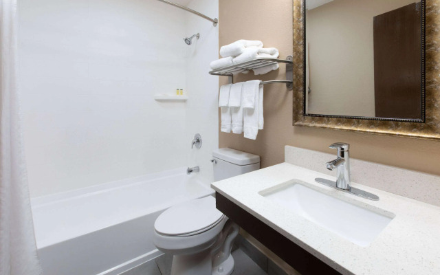 Super 8 by Wyndham Summersville/New River National Park