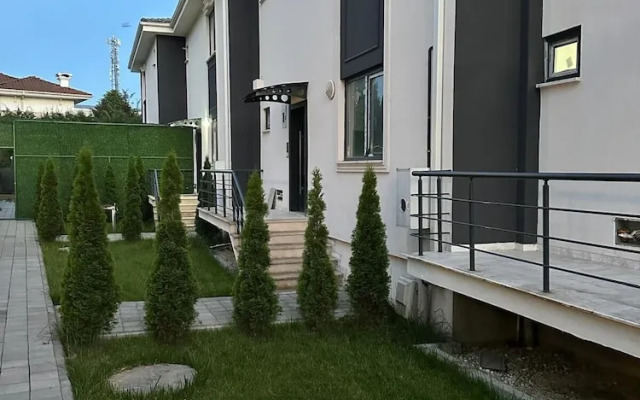 Sapanca Gonul Sofram Bungalow