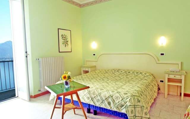 Hotel Brisino