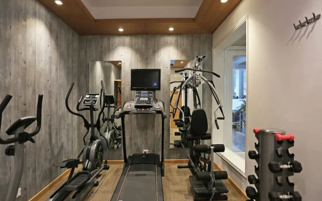 Oyo 3911 Milestone Inn And Spa