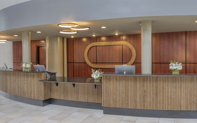 Crowne Plaza Indianapolis-Airport by IHG