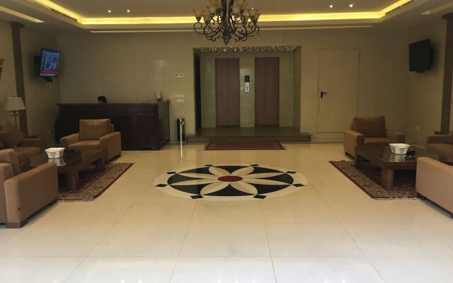 Bella Rosa Hotel