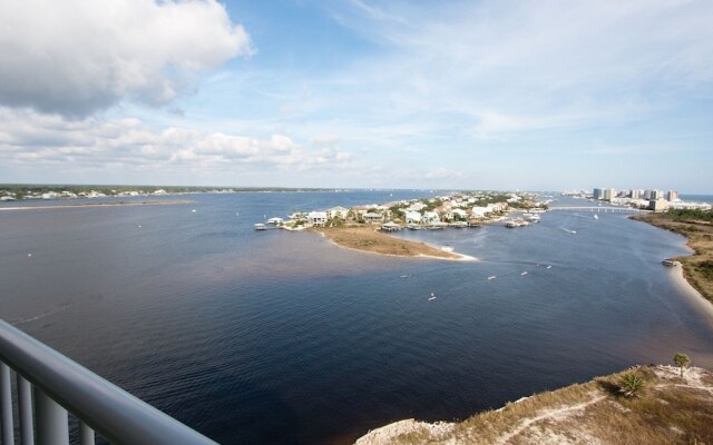 Crd1109 2 Bedroom Condo