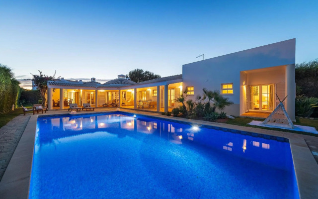 Villa Dome by OCvillas