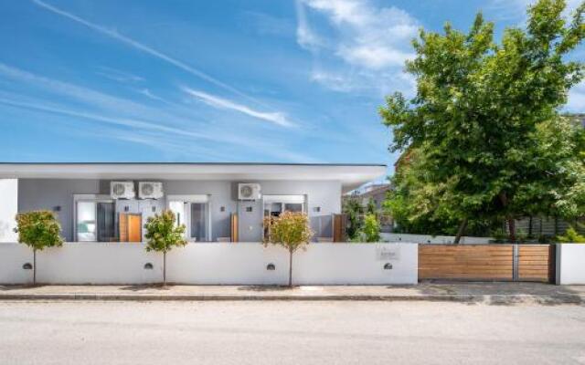 Kochyli Garden Studios