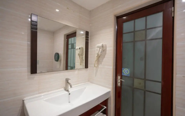 Lavande Hotel (Guangzhou Railway Station Friendship Theater)