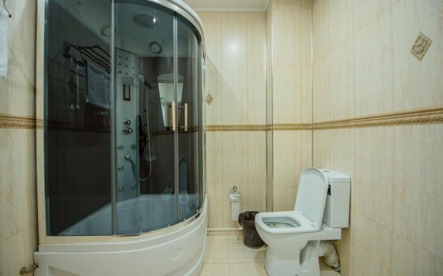 Turan Hotel On Mustafin 88