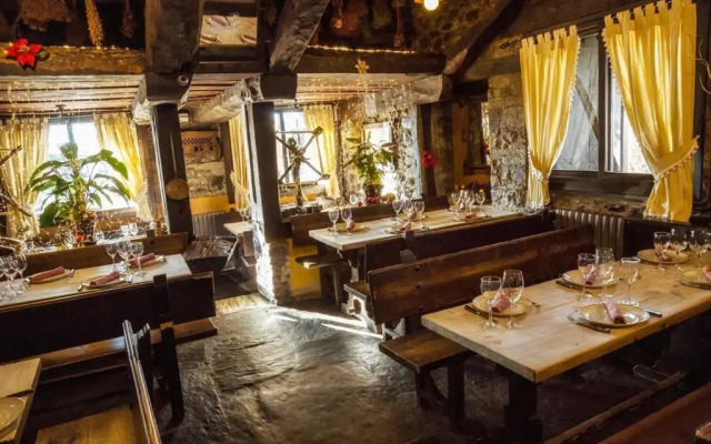 La Moncloa De San Lázaro