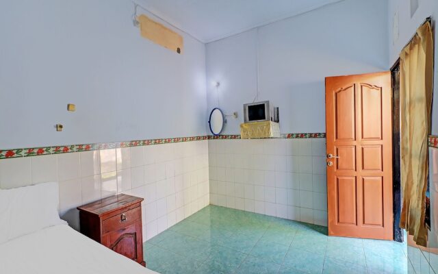 Hotel O Sekar Jagat Near Pantai Baluk Rening