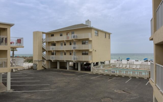 Harbor House Unit 11B