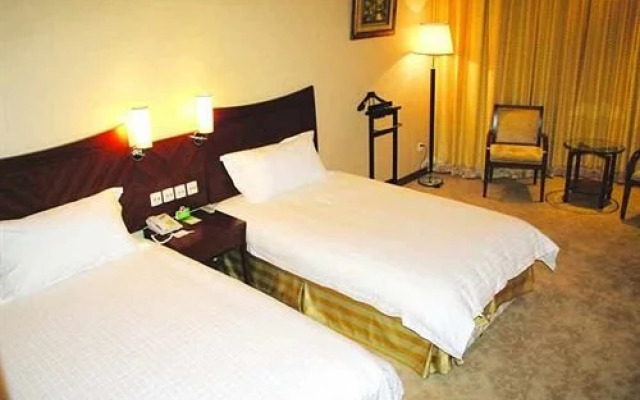 Junhui Jianguo Hotel