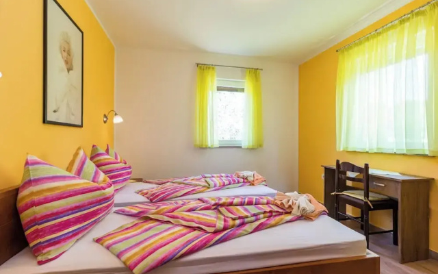 Lovely Family Bungalow With Private Pool