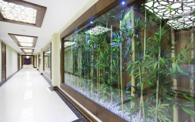Ayan Palace Hotel