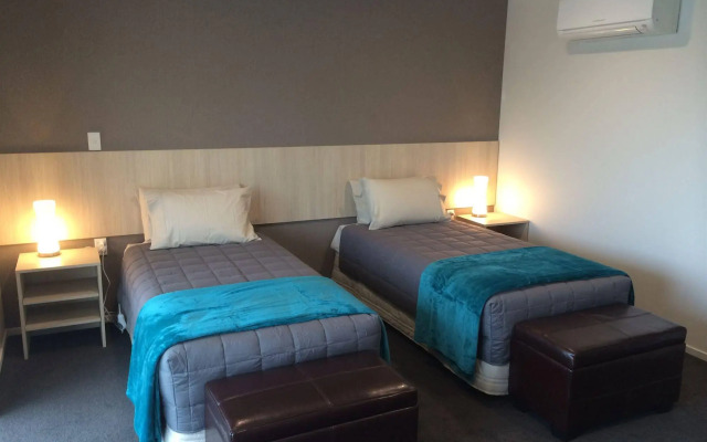 Rolleston Highway Motel