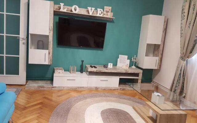 Sweet Home