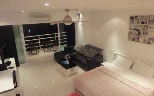 VTSIX Condo Service at View Talay 6 Condo Pattaya