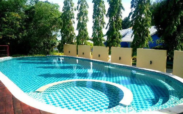 929 100 Boutique Hotel