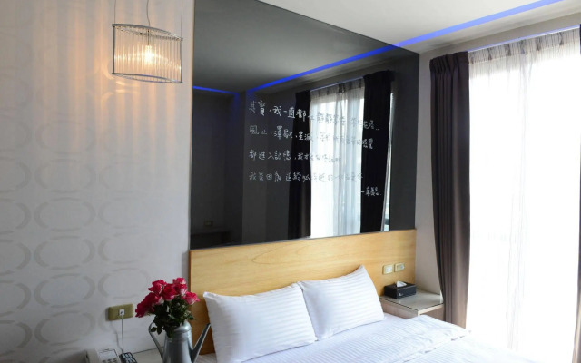 CHECK inn Express Taichung Fuxing Hall 2
