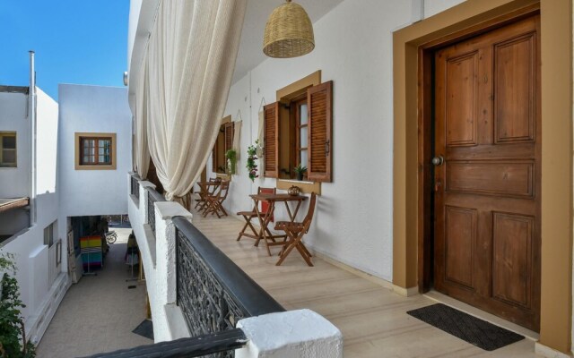 Eva Studios 8 in Agia Pelagia