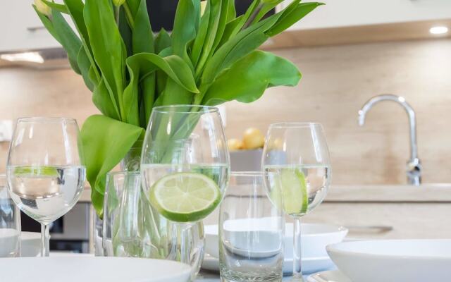 VacationClub - Solna Apartments