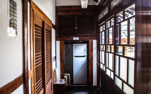 BongHwangJae Hanok