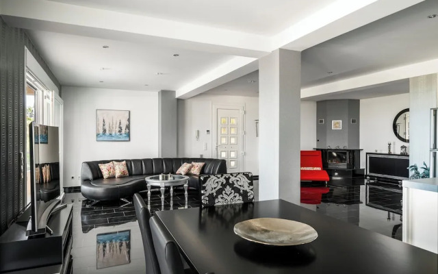 Euphoria Residences with Shared Pool by Konnect