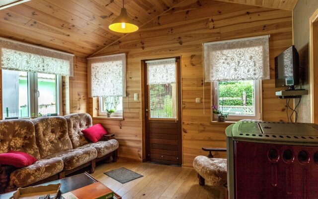 Cosy Chalet in Bomal-Sur-Ourthe with Terrace