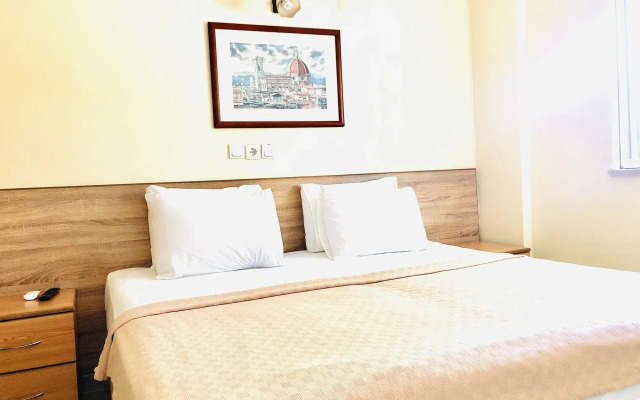 Ten Apart Hotel