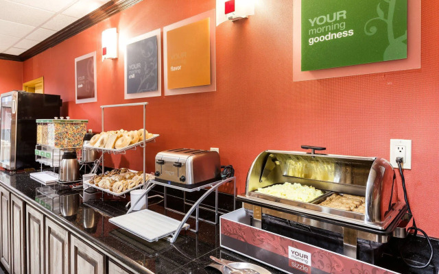 Comfort Suites Plano - Dallas North