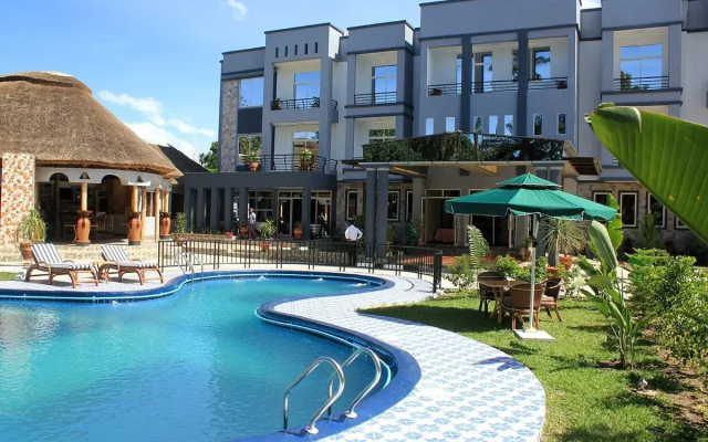 Hillview Hotel & Apparts