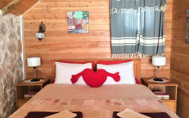 Villa Ceviz Evi by Akdenizvillam