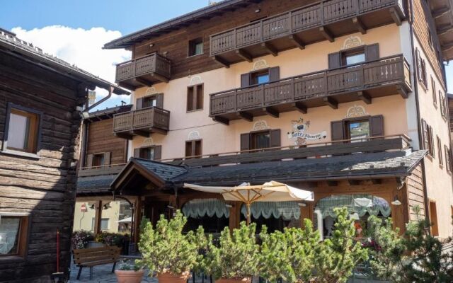 hotelImage