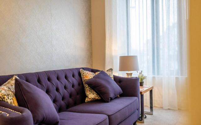 5 London Mews