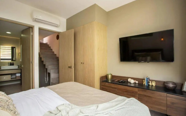 Skyline 2 NEW 2BR/2Bath Apt PRIVATE POOL/ROOFTOP