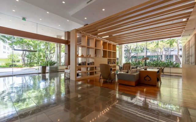 Allure Waikiki 2 Bedroom Condo by RedAwning